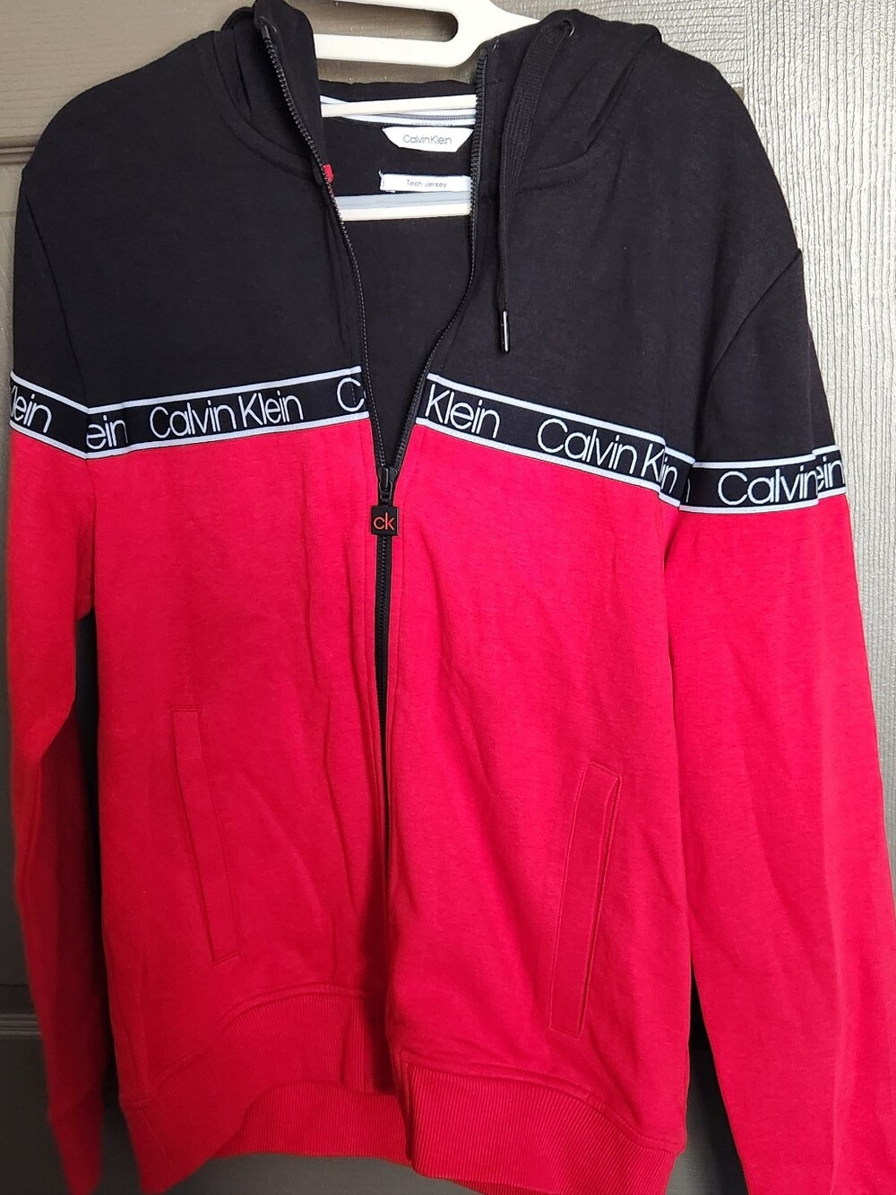 Calvin Klein Men’s Red and Black Colorblock Zip-Up Hoodie